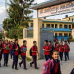 महानगरको समन्वयमा होल्डिङ सेन्टरका ५२ जना विद्यार्थी स्कुल जान थाले